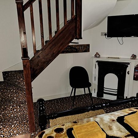 Willow'S Cottage Edwinstowe Bagian luar foto