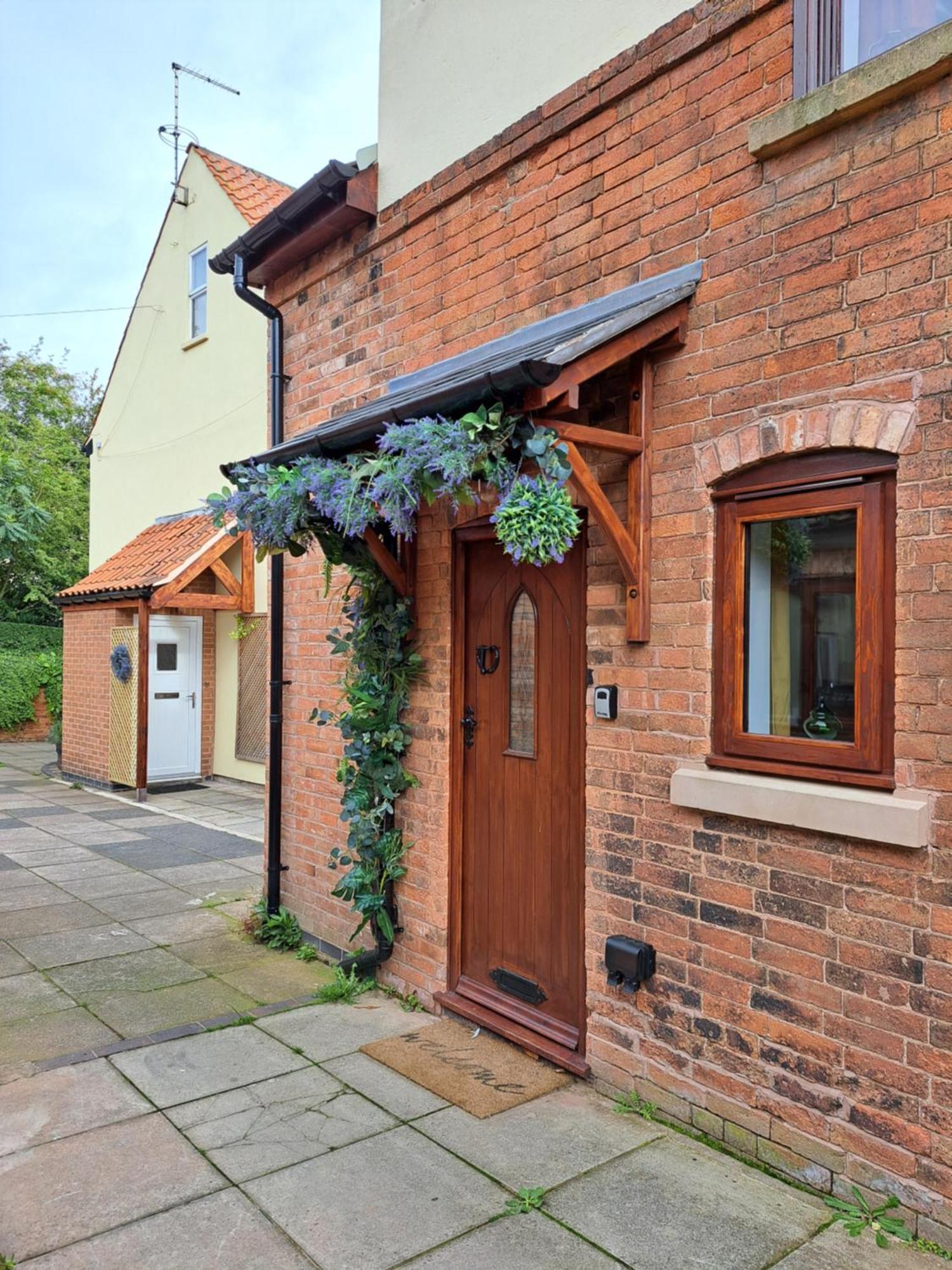 Willow'S Cottage Edwinstowe Bagian luar foto
